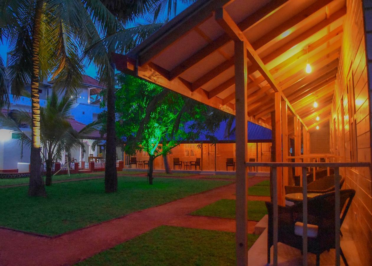 Trinco Relax Hut Hotel Trincomalee Buitenkant foto